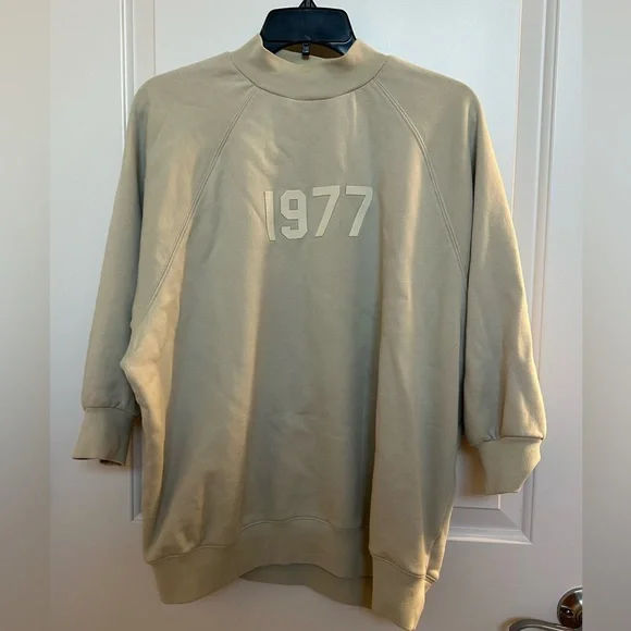 FEAR OF GOD ESSENTIALS WOMEN'S 1977 MOCK NECK-MEDIUM - Picture 2 of 6